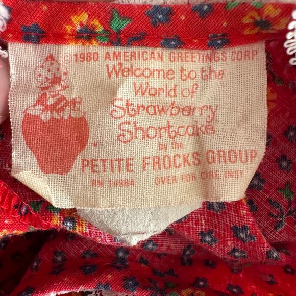 Petite Frocks Group Vintage Strawberry Shortcake Red Floral Dress 1980- No Apron - Picture 2 of 6